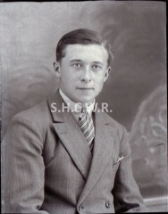 PortraitsB060019